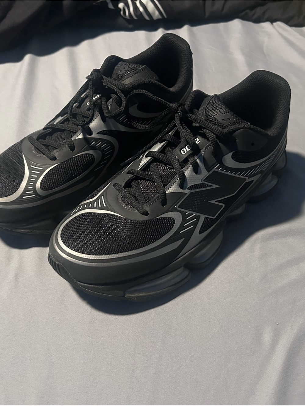 New Balance Men’s Black and Gray Athletic Sneakers